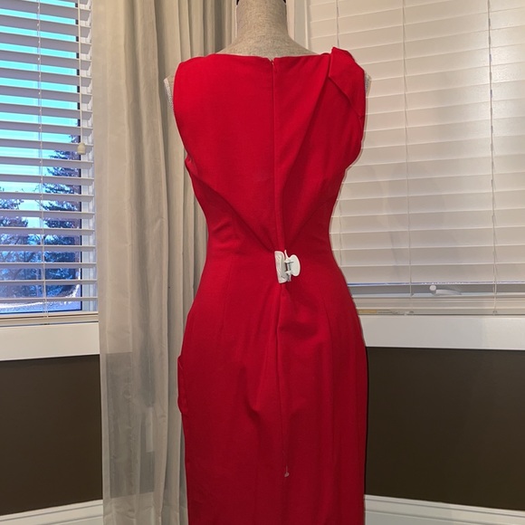 Caché size 10 Red. Sleeveless mid length dress. - Picture 5 of 7